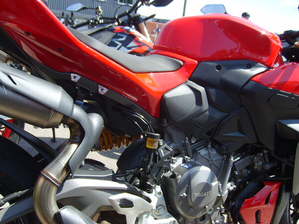 S6001447.JPG